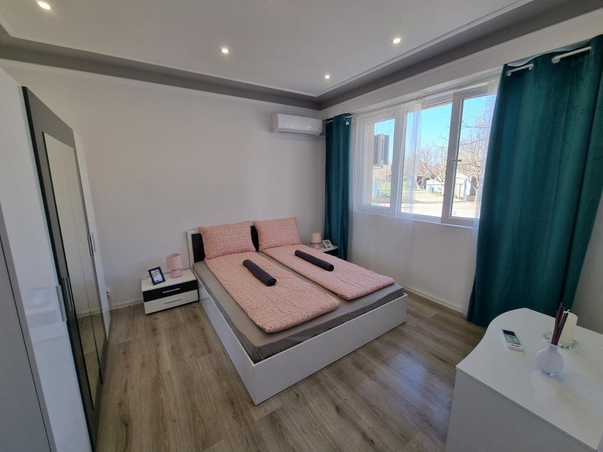 Luxury Two Bedroom Crown * Botevgrad