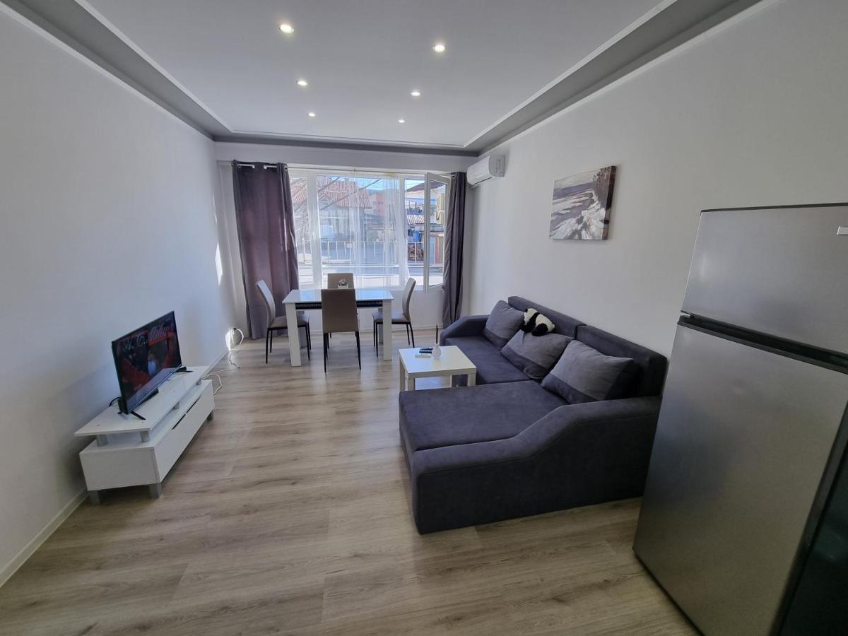 Luxury Two Bedroom Crown Apartment Botevgrad